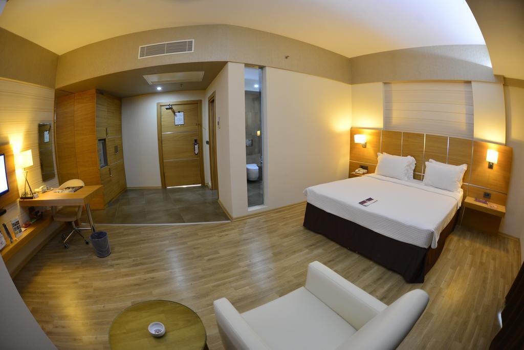 Anemon Grand Adana Otel Kültér fotó