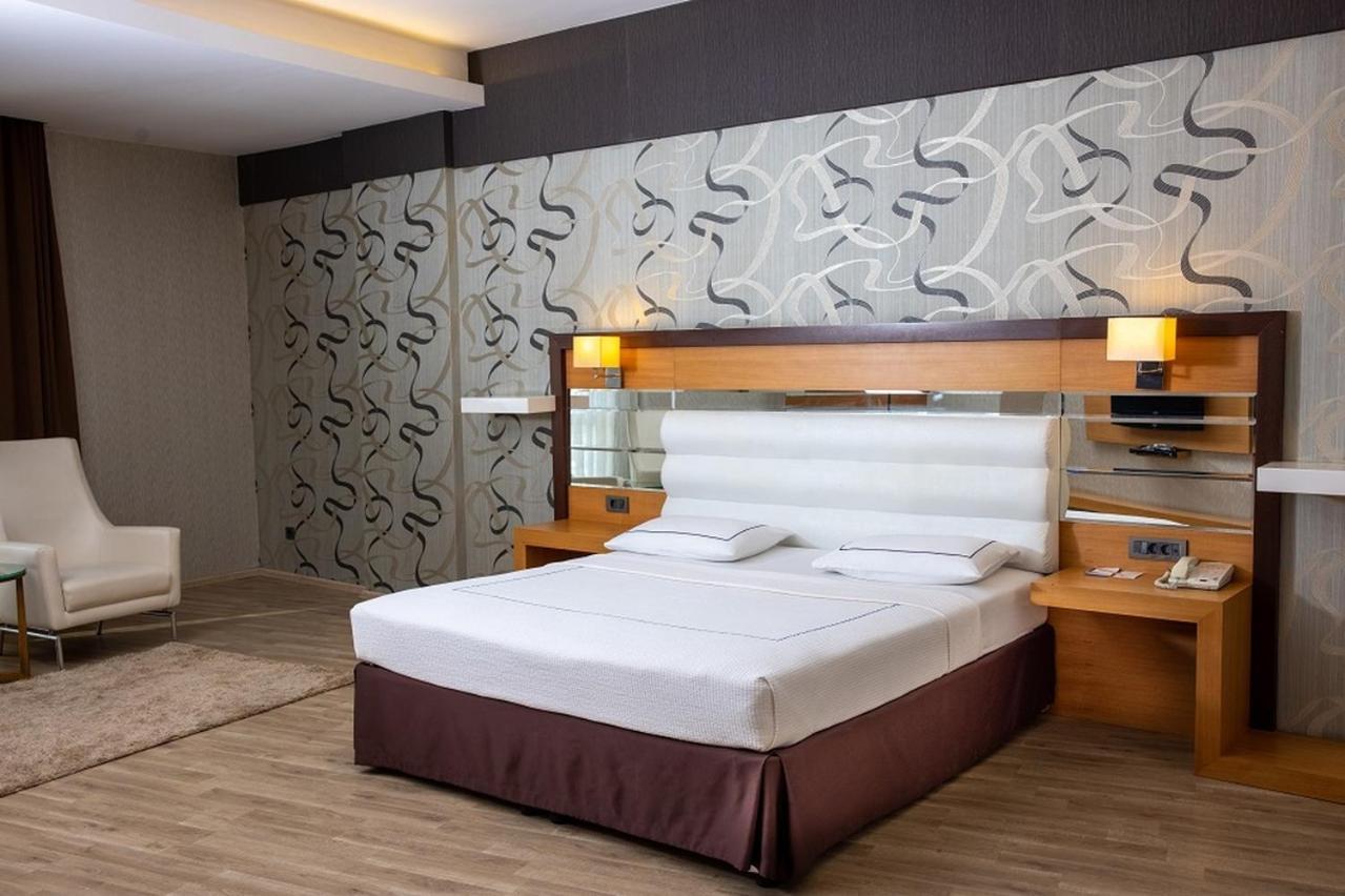 Anemon Grand Adana Otel Kültér fotó