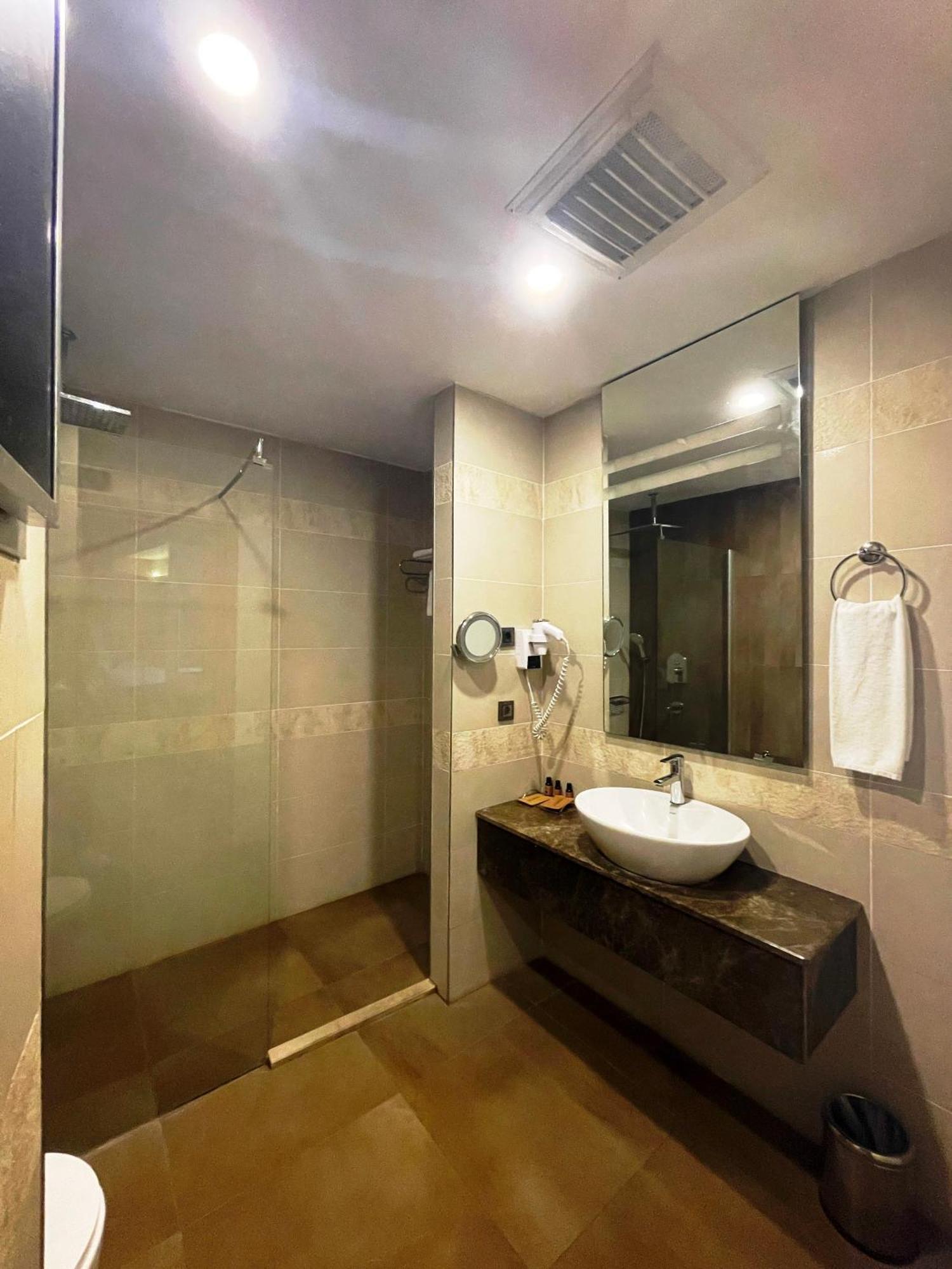 Anemon Grand Adana Otel Kültér fotó