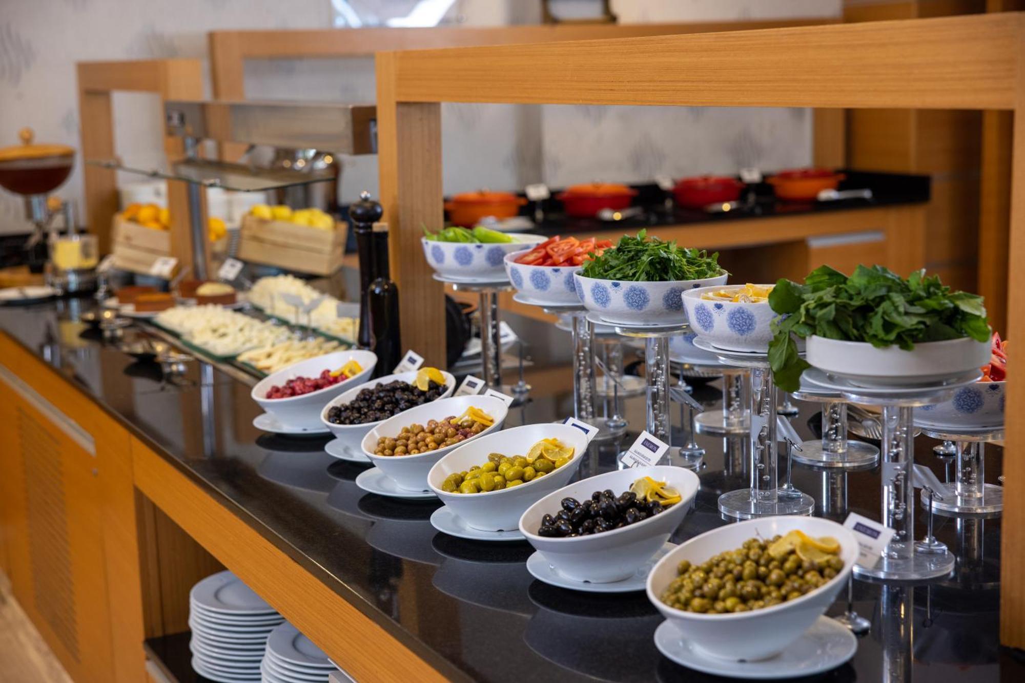 Anemon Grand Adana Otel Kültér fotó